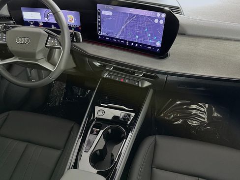 New 2026 Audi Q3 quattro 2.0T AWD/4WD image 6