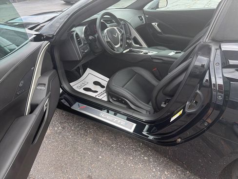 Used 2015 Chevrolet Corvette Stingray Convertible w/ 3LT Preferred Equipment Group RWD image 9