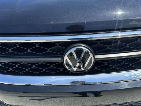 Used 2024 Volkswagen Taos SE FWD image 10