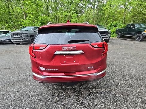 Used 2018 GMC Terrain Denali w/ Advanced Safety Package AWD/4WD image 6