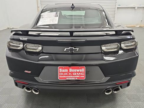 Certified 2023 Chevrolet Camaro SS RWD image 8