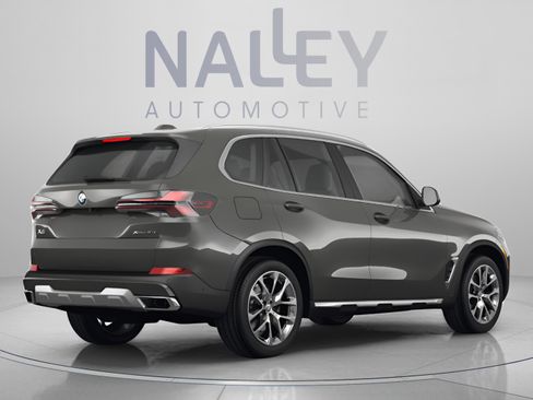 Used 2024 BMW X5 xDrive40i w/ M Sport Package AWD/4WD image 6