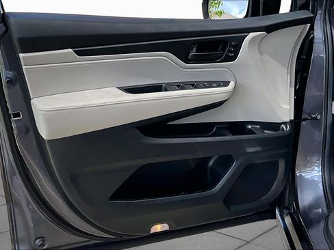 Certified 2025 Honda Odyssey EX-L image 21