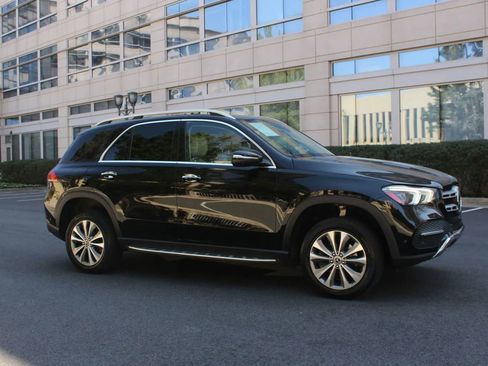 Used 2020 Mercedes-Benz GLE 350 4MATIC image 2