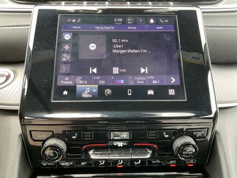 New 2025 Jeep Grand Cherokee L Laredo w/ Luxury Tech Group I image 21