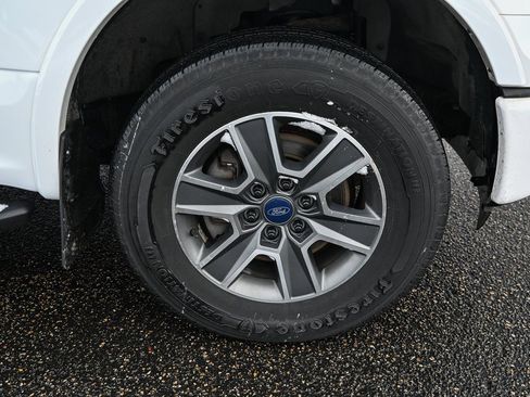 Used 2015 Ford F150 XLT w/ Equipment Group 302A Luxury image 15