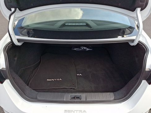 Used 2025 Nissan Sentra S FWD image 29