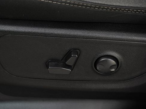 Used 2023 RAM 1500 Big Horn AWD/4WD image 23