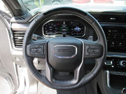 Used 2024 GMC Sierra 1500 Denali Ultimate image 18
