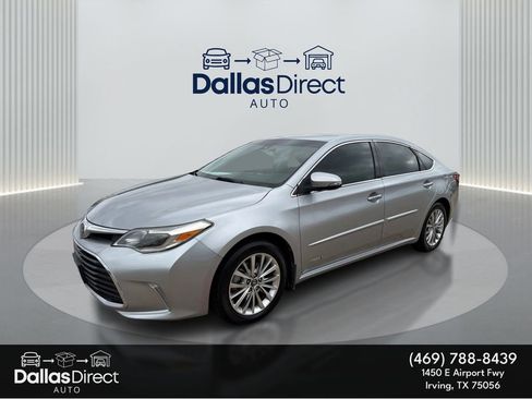 Used 2018 Toyota Avalon Limited image 1