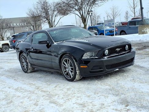 Used 2013 Ford Mustang GT Premium w/ Brembo Brake Pkg image 7