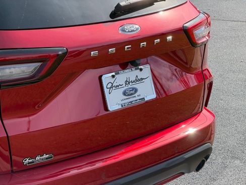 Certified 2023 Ford Escape ST-Line w/ Tech Pack #1 image 19