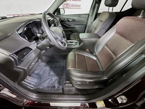 Used 2022 Chevrolet Traverse High Country AWD/4WD image 27