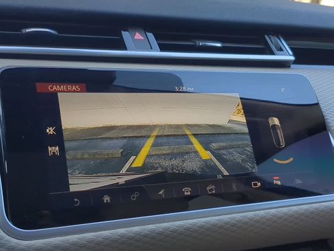 Used 2020 Land Rover Range Rover Velar R-Dynamic S image 31