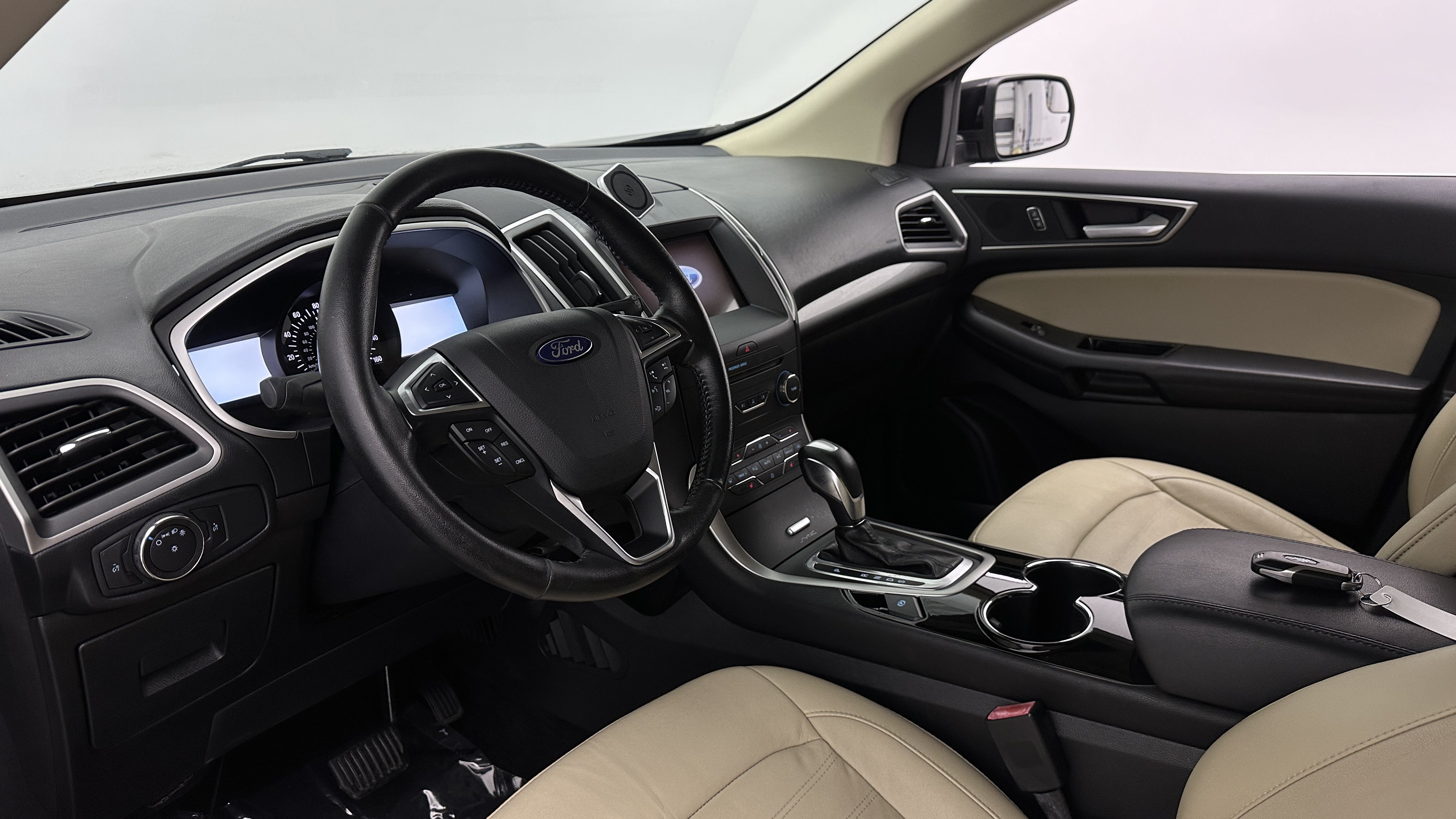 Used 2016 Ford Edge SEL w/ Equipment Group 201A AWD/4WD image 13