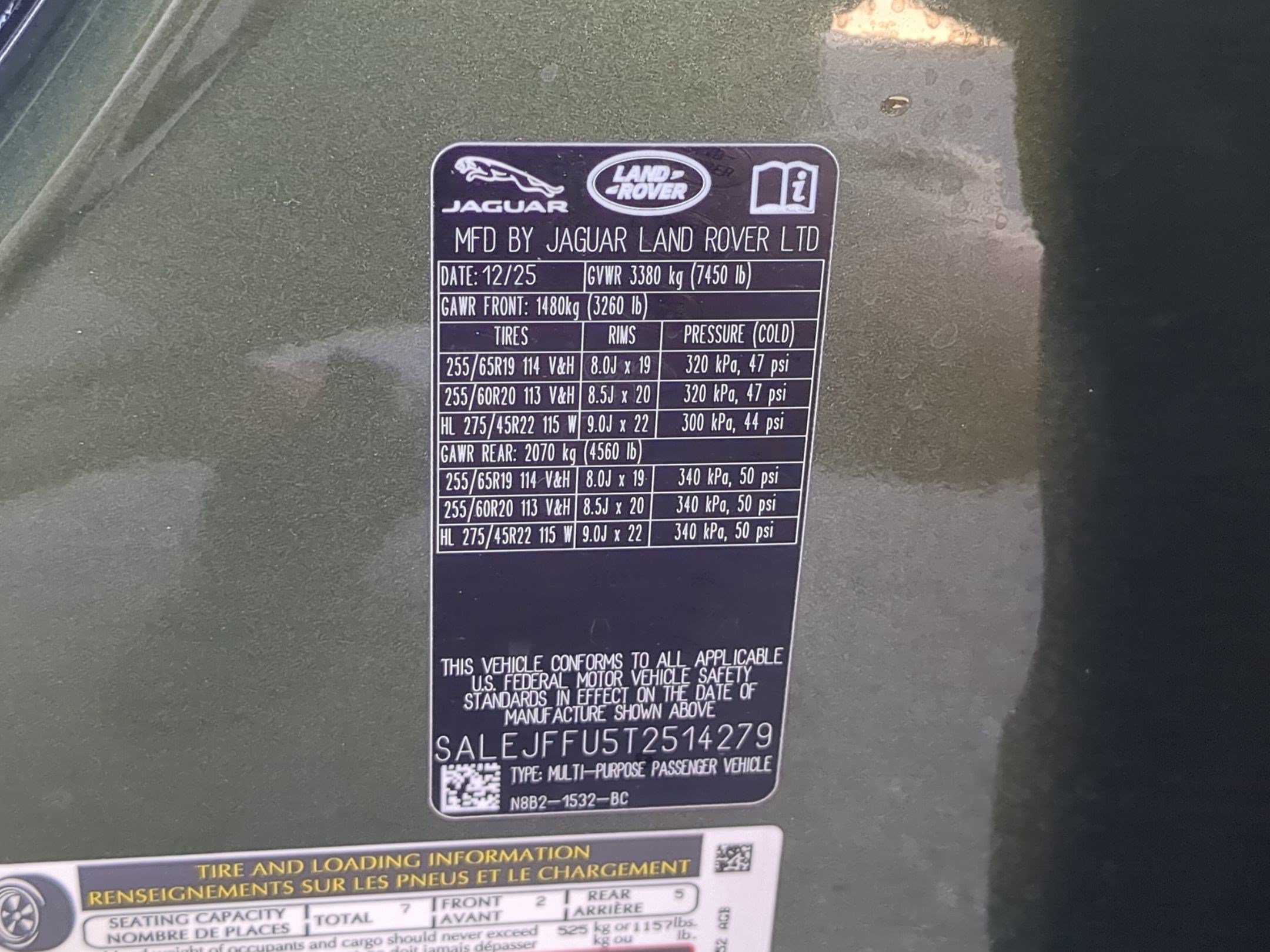 Used 2026 Land Rover Defender 130 S AWD/4WD image 38