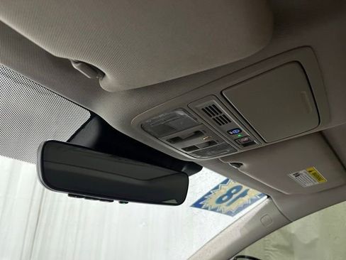 Used 2018 Honda Accord Touring image 21