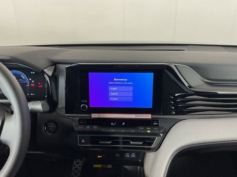 New 2026 Toyota Camry SE image 11