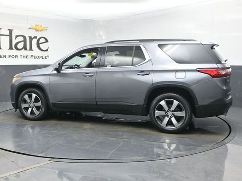 Used 2021 Chevrolet Traverse LT w/ LT Premium Package AWD/4WD image 53