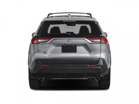 Used 2024 Toyota RAV4 XLE FWD image 5