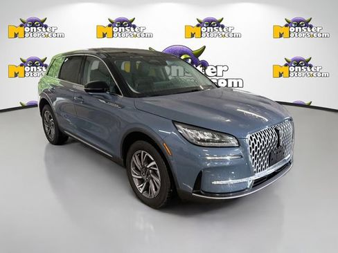 Used 2024 Lincoln Corsair AWD w/ Equipment Group 101A image 3