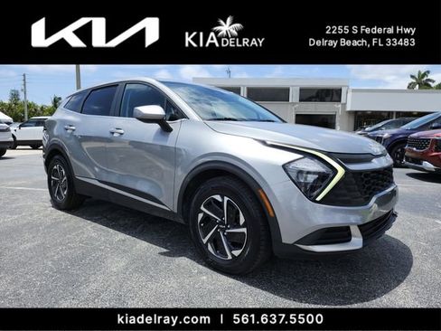 Used 2023 Kia Sportage LX FWD image 1