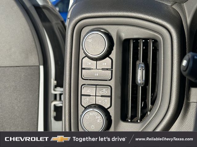 Used 2024 Chevrolet Silverado 2500 Custom w/ Custom Value Package AWD/4WD image 25