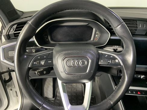 Used 2021 Audi Q3 2.0T Premium image 9