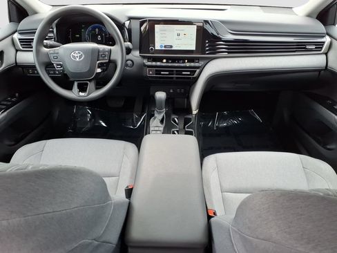 Used 2026 Toyota Camry LE FWD image 12