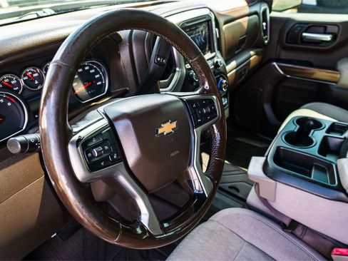 Used 2020 Chevrolet Silverado 1500 LT w/ Texas Edition AWD/4WD image 9