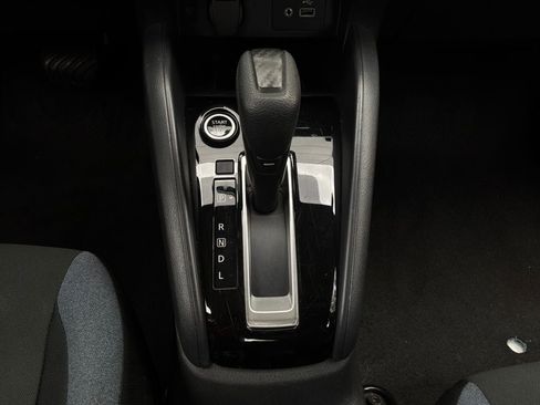 Used 2025 Nissan Versa SV FWD image 23