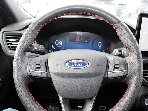 Used 2023 Ford Escape ST-Line Elite image 27