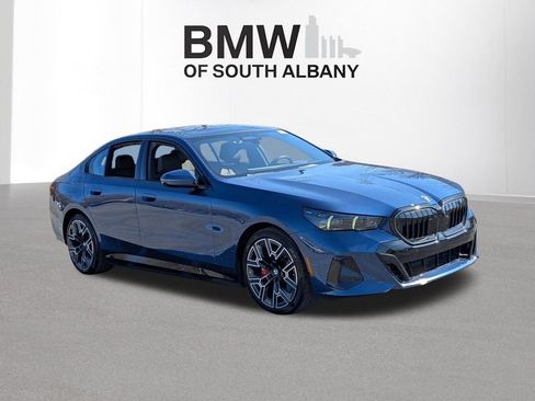 Used 2026 BMW 550e xDrive w/ Executive Package image 6