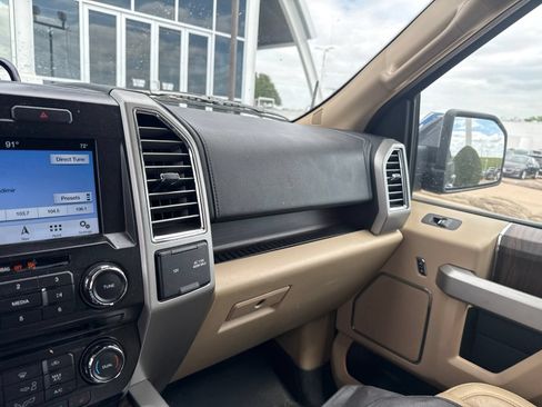 Used 2016 Ford F150 Lariat AWD/4WD image 26