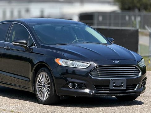 Used 2014 Ford Fusion Titanium image 15
