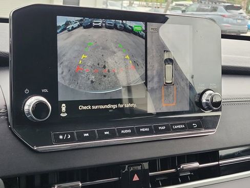 Used 2024 Mitsubishi Outlander SE image 29