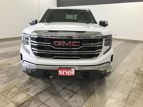 Used 2023 GMC Sierra 1500 SLT image 8