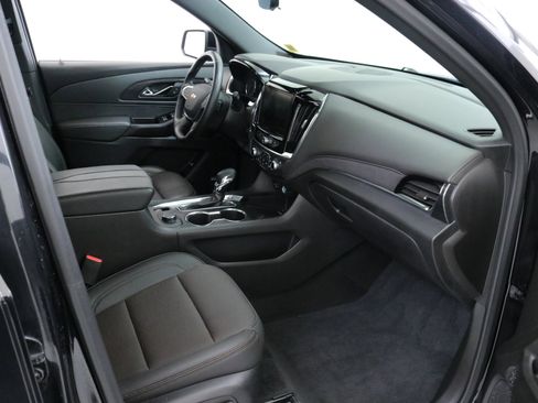 Certified 2023 Chevrolet Traverse High Country image 29