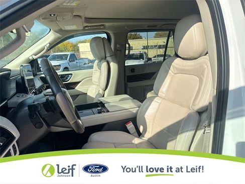 Used 2020 Lincoln Navigator L Reserve image 17