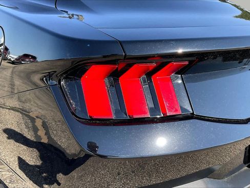 Used 2024 Ford Mustang GT Premium RWD image 26