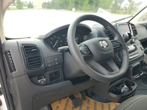 New 2025 RAM ProMaster 2500 w/ Convenience Group image 10
