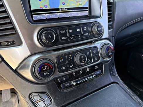 Used 2020 Chevrolet Tahoe Premier image 17