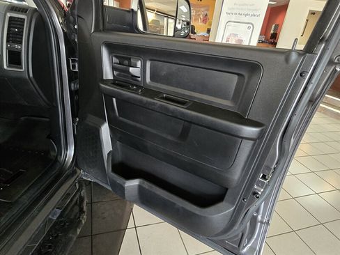 Used 2014 RAM 1500 Express AWD/4WD image 12
