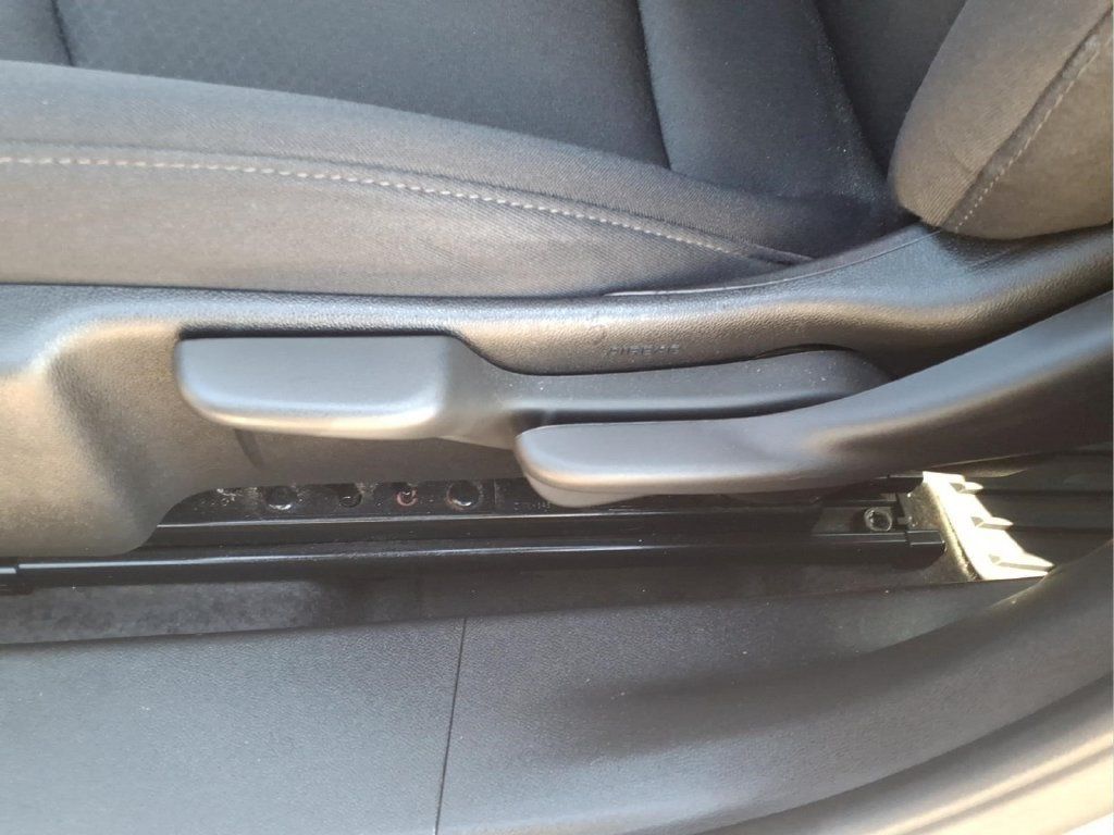 Used 2024 Chevrolet Malibu LS FWD image 14
