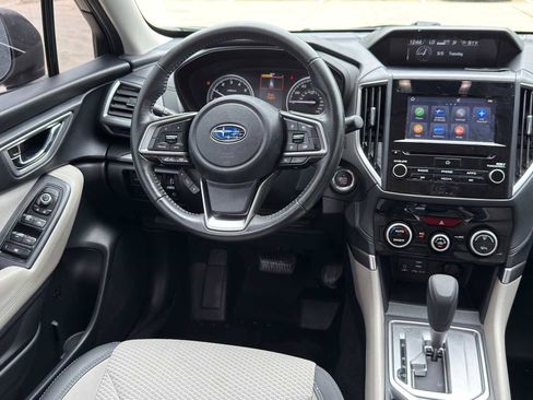 Used 2020 Subaru Forester Premium AWD/4WD image 25