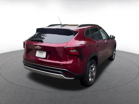 Used 2025 Chevrolet Trax LT w/ LT Convenience Package FWD image 15