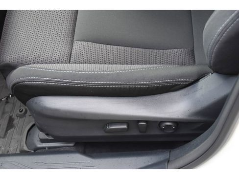 Certified 2025 Subaru Outback Premium w/ Popular Package #1A image 35