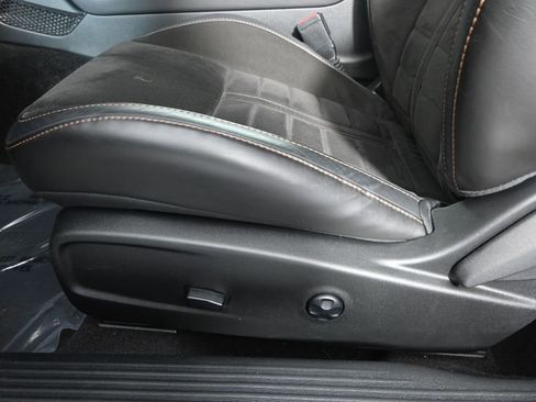 Used 2020 Dodge Challenger R/T Scat Pack image 21