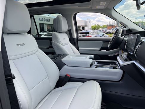 New 2026 Ford Expedition Max Platinum AWD/4WD image 28