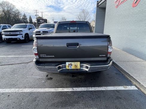 Used 2010 Toyota Tacoma SR5 ACCESS CAB image 6